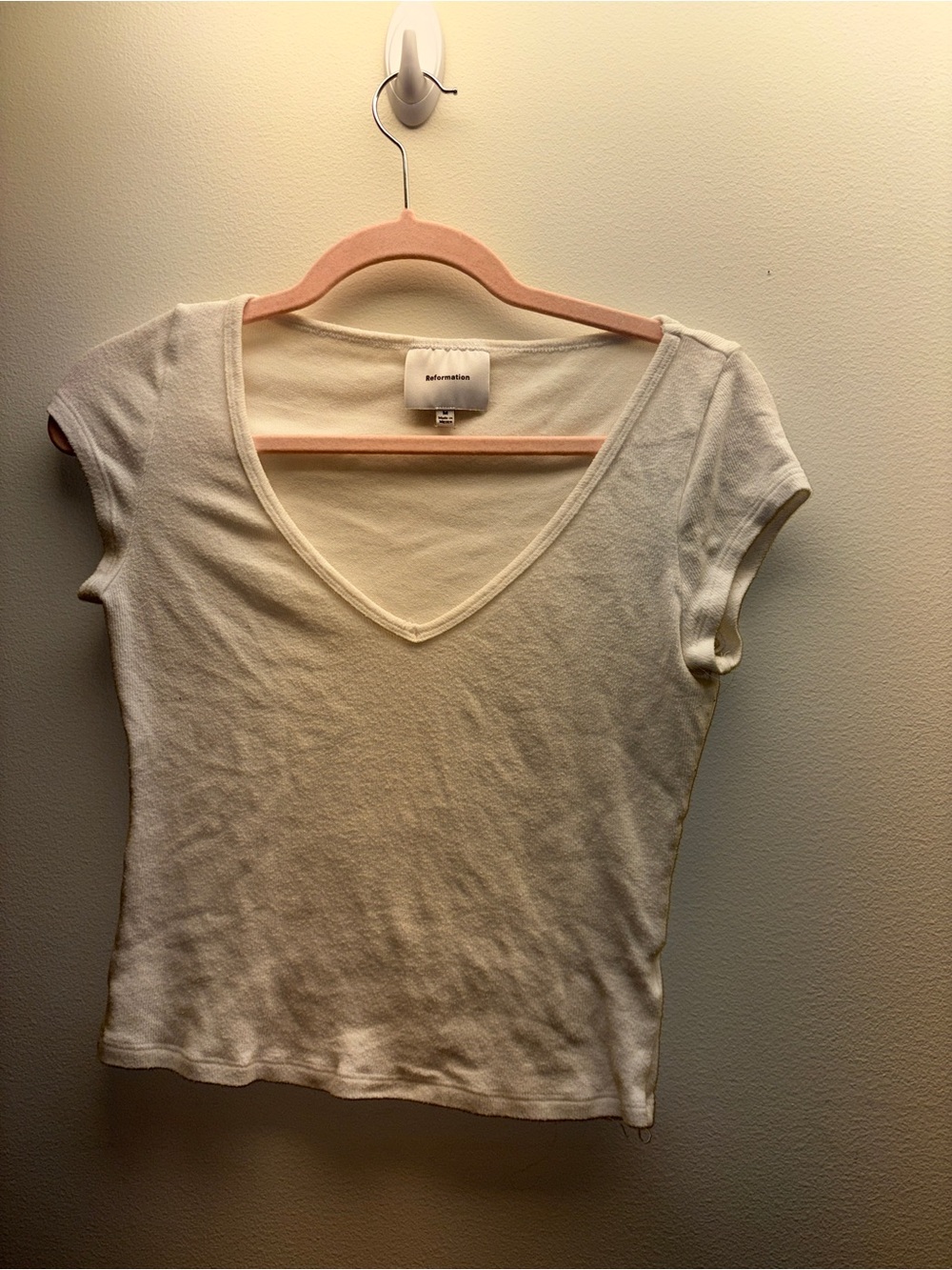 Reformation Cream Short Sleeve V-Neck Tee